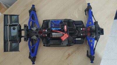 Traxxas - 86086-4-BLACK-P E-Revo 2.0 Special Edition Pieri Model Cod TRX86086-4-BLACK-P - immagine 3